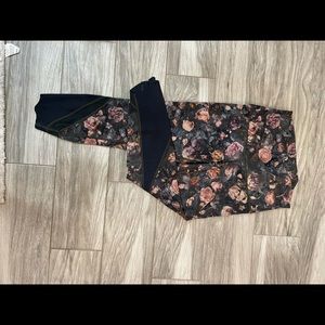 Gently worn cropped lululemon leggings